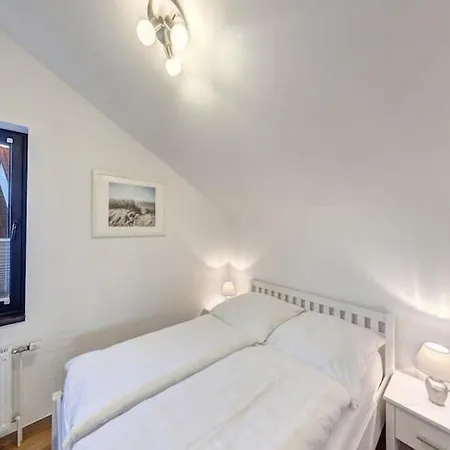 Apartment In Burhave